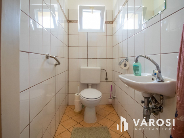 Bejáratott apartmanház a termálfürdő közelében