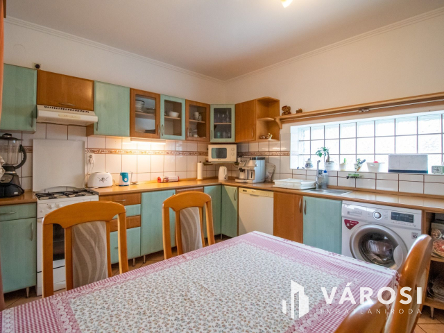 Bejáratott apartmanház a termálfürdő közelében