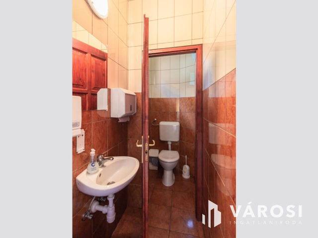 Üzlethelyiség, étterem