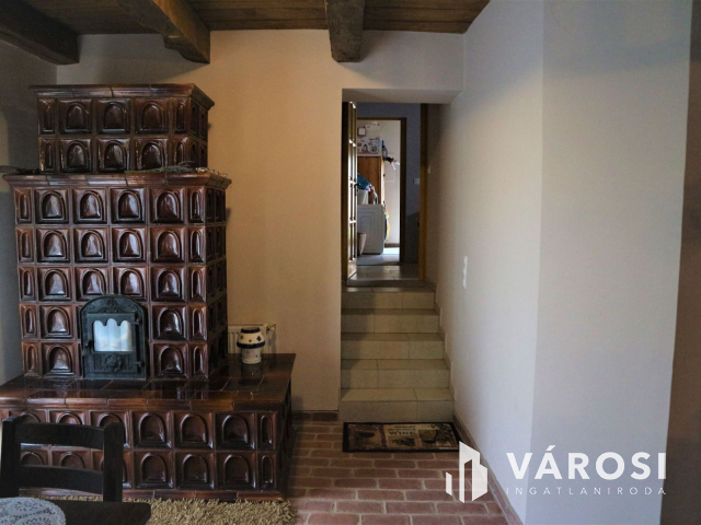 Komlósdon ház+gazdasági épület+14400m2 szántó jó gazdára vár