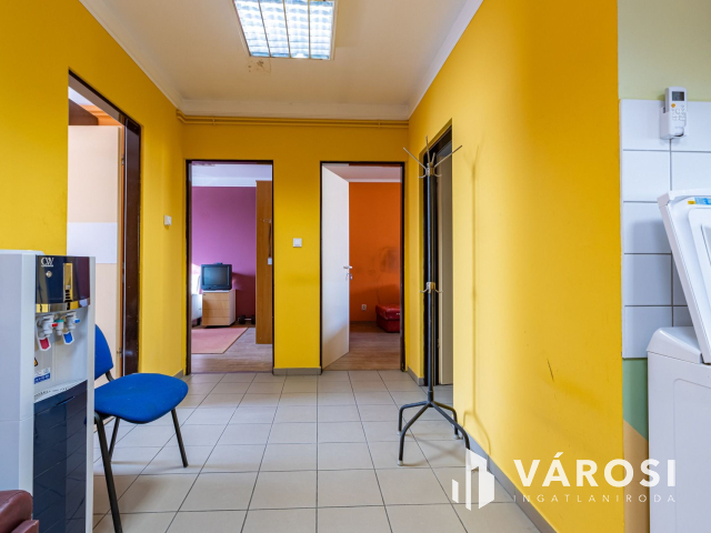 Soroksári úton iparterület eladó, akár működő üzemmel