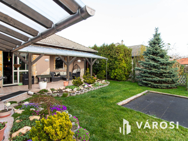 Igényes családi otthon Herceghalmon