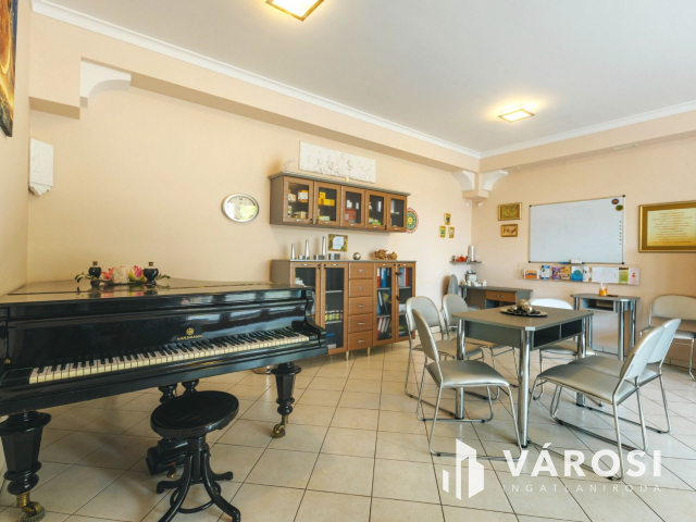 Orvosi komplexumnak is kiváló ingatlan eladó a belvárosban