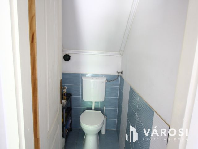 Napelemes tanya Balástyán