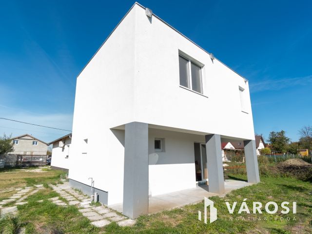 Siófok-Sóstón önálló családi ház