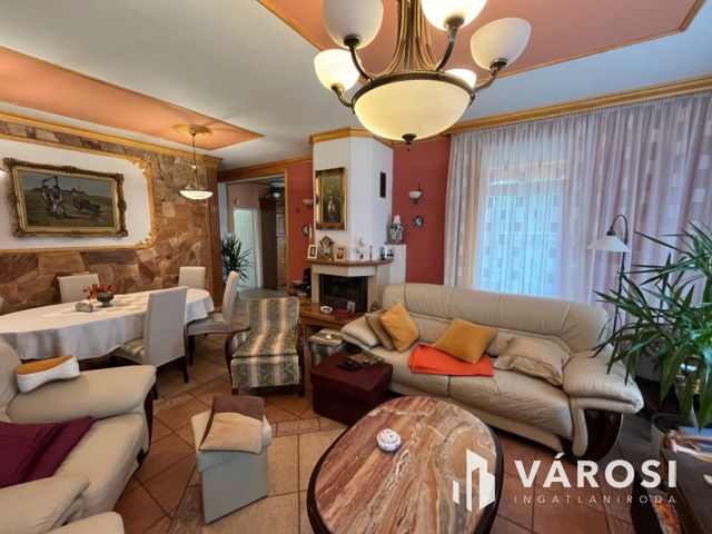 Debrecen Csendes Madárdalos Részén Szép Családi Otthon