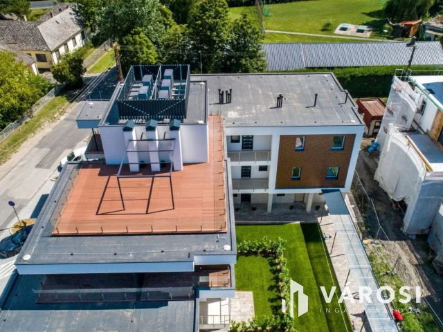 Új építésű lakás (A74), a Balatontól 200 méter távolságra