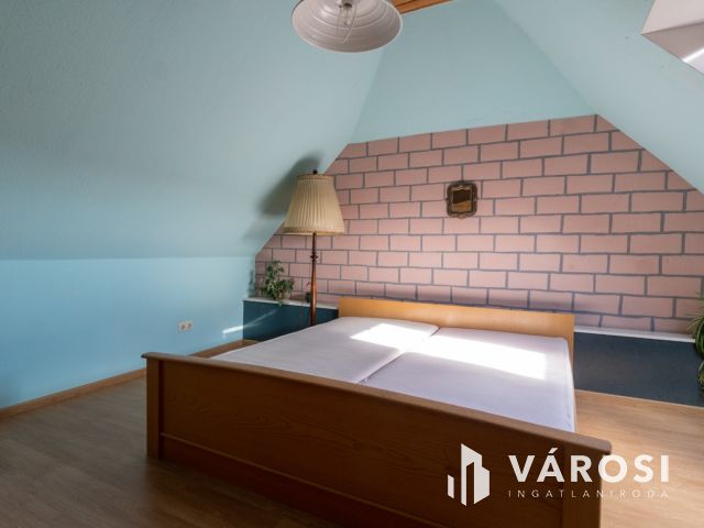 Családi ház és apartman egyben-kiváló befektetési lehetőség