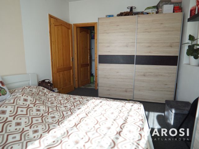 Jó elrendezésű, modern családi ház!