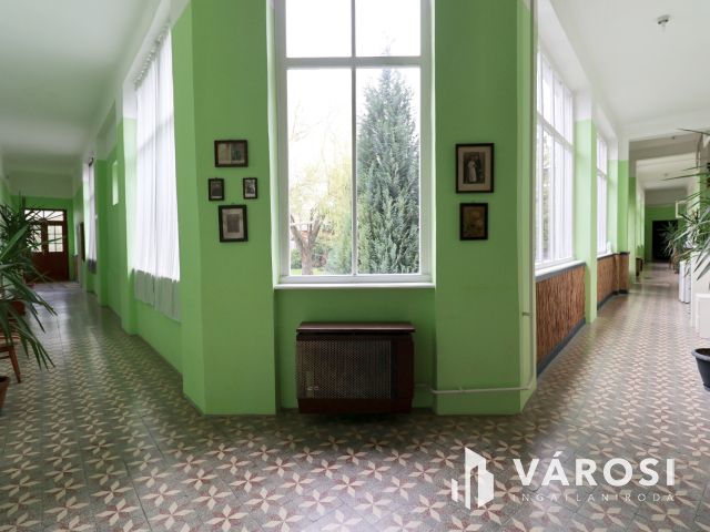 Patinás szállásépület Battonyán