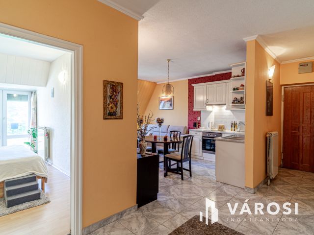 Felhők felett Móravárosban