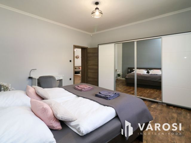 Működő apartman, raktár és telephely egyben!