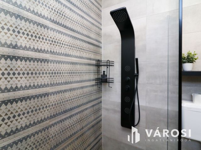 Működő apartman, raktár és telephely egyben!