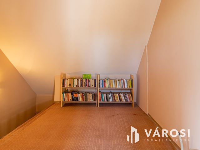 108 m2-es családi ház 1 hektáros területtel Becsehelyen!