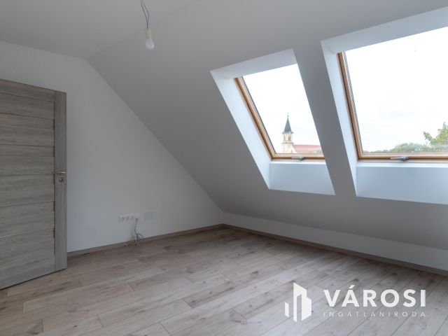 Új építésű penthouse a belváros szívében