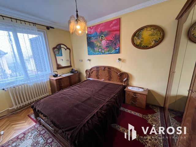 Debreceni 5 Szobás Jó Ház Csendes Kertvárosi Környezetben!