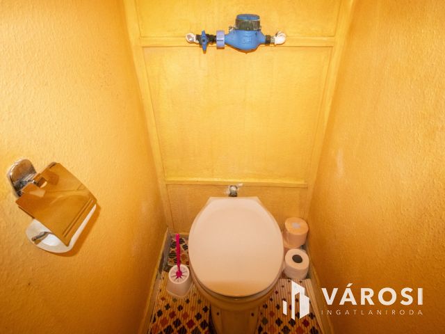 Klasszikus költözhető tégla lakás Orosházán