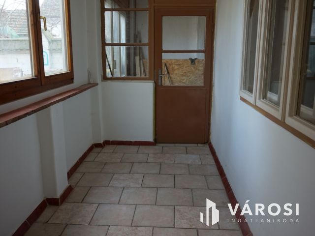 Tágas családi ház Csúcsban