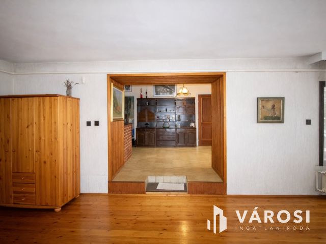 Ritka adottságú ingatlan Újkígyós központjában