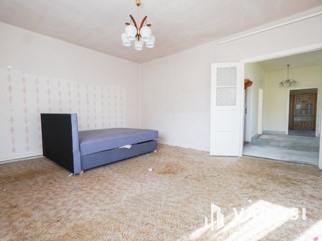 Felújítandó családi ház szenzációs településen!