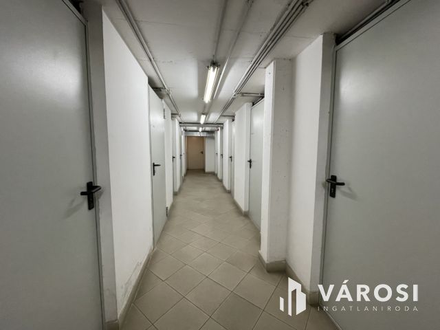 Eladó tároló – Centrálpark, XIII. kerület