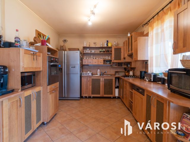 Tágas mediterrán otthon Siófok-Fokihegyen