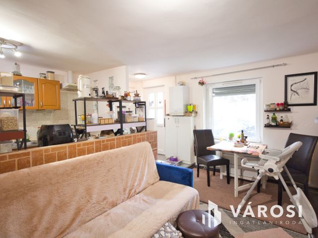 SZEGEDEN Móravároson családi házat kínálok