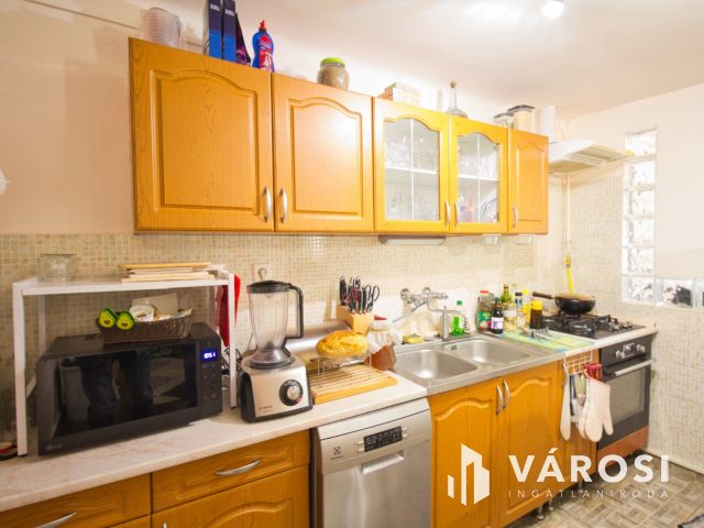 SZEGEDEN Móravároson családi házat kínálok