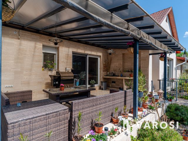 Full Extra ház a Vertánon